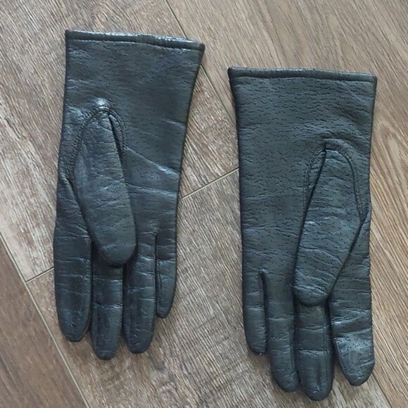 Leather gloves - Picture 14 of 16